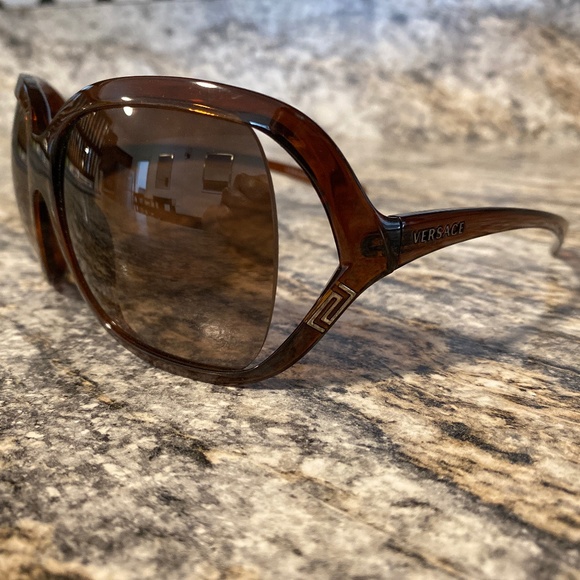 Versace | Accessories | Womens Versace Sunglasses | Poshmark display picture 3